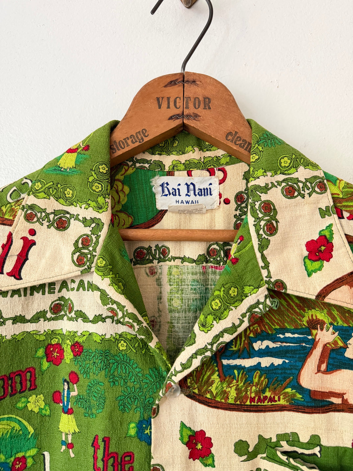 60's Kai Nani Festive Print Hawaiian Shirt
