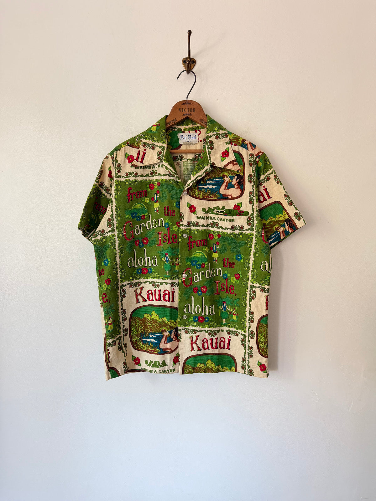 60's Kai Nani Festive Print Hawaiian Shirt