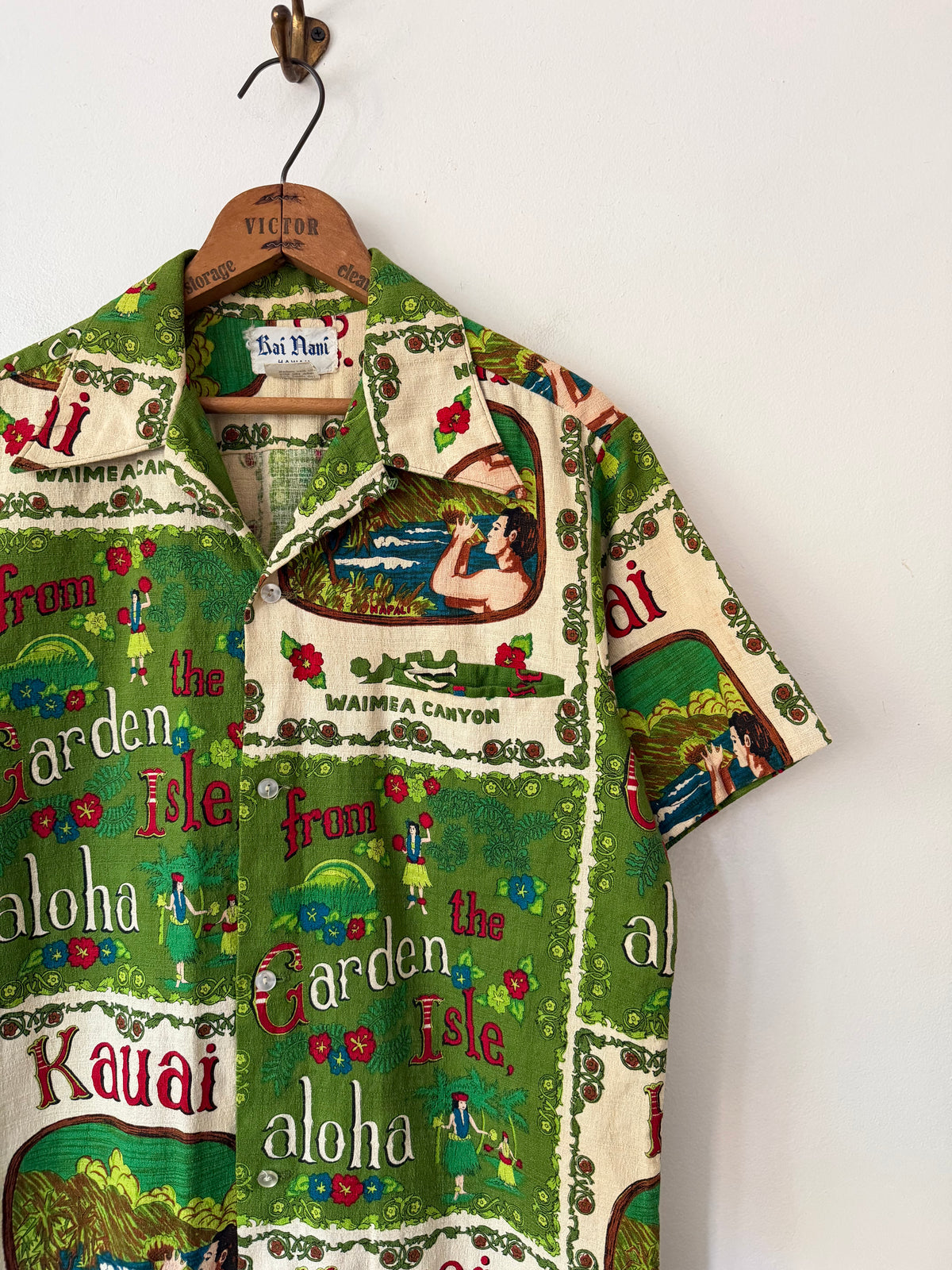 60's Kai Nani Festive Print Hawaiian Shirt