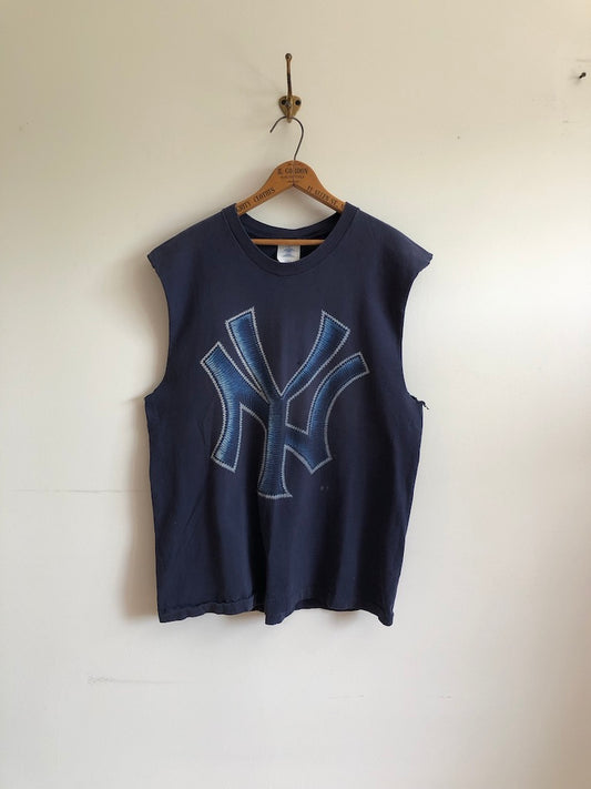 90's New York Yankees Huge Logo Cutoff T-Shirt