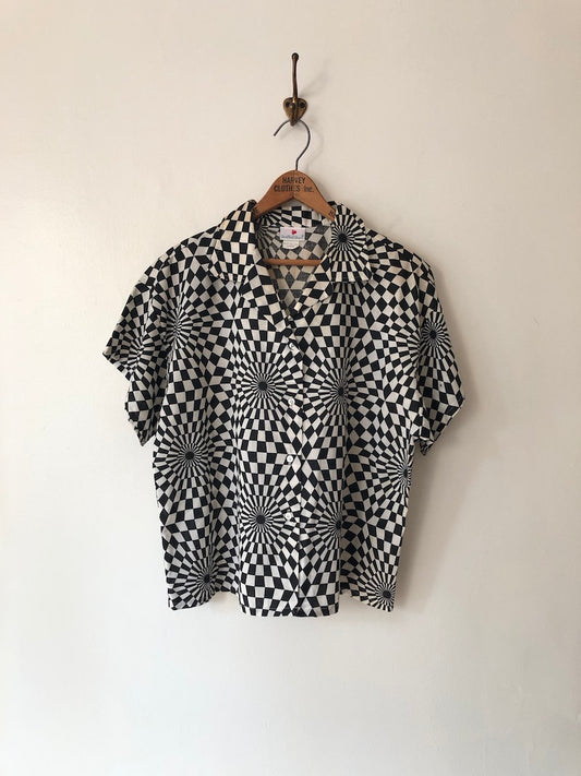 80's Stuffed Shirt Women's Psychedelic Button Up