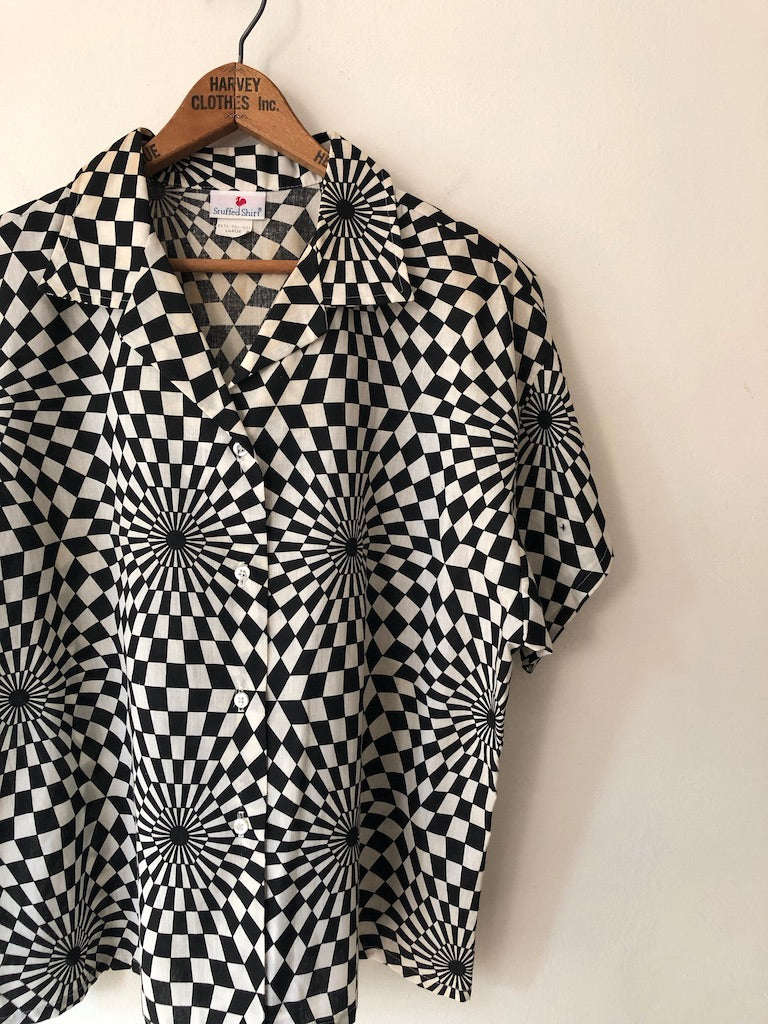 80's Stuffed Shirt Women's Psychedelic Button Up
